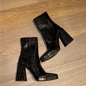 Princess Polly Glossy Black Croc Ankle Booties